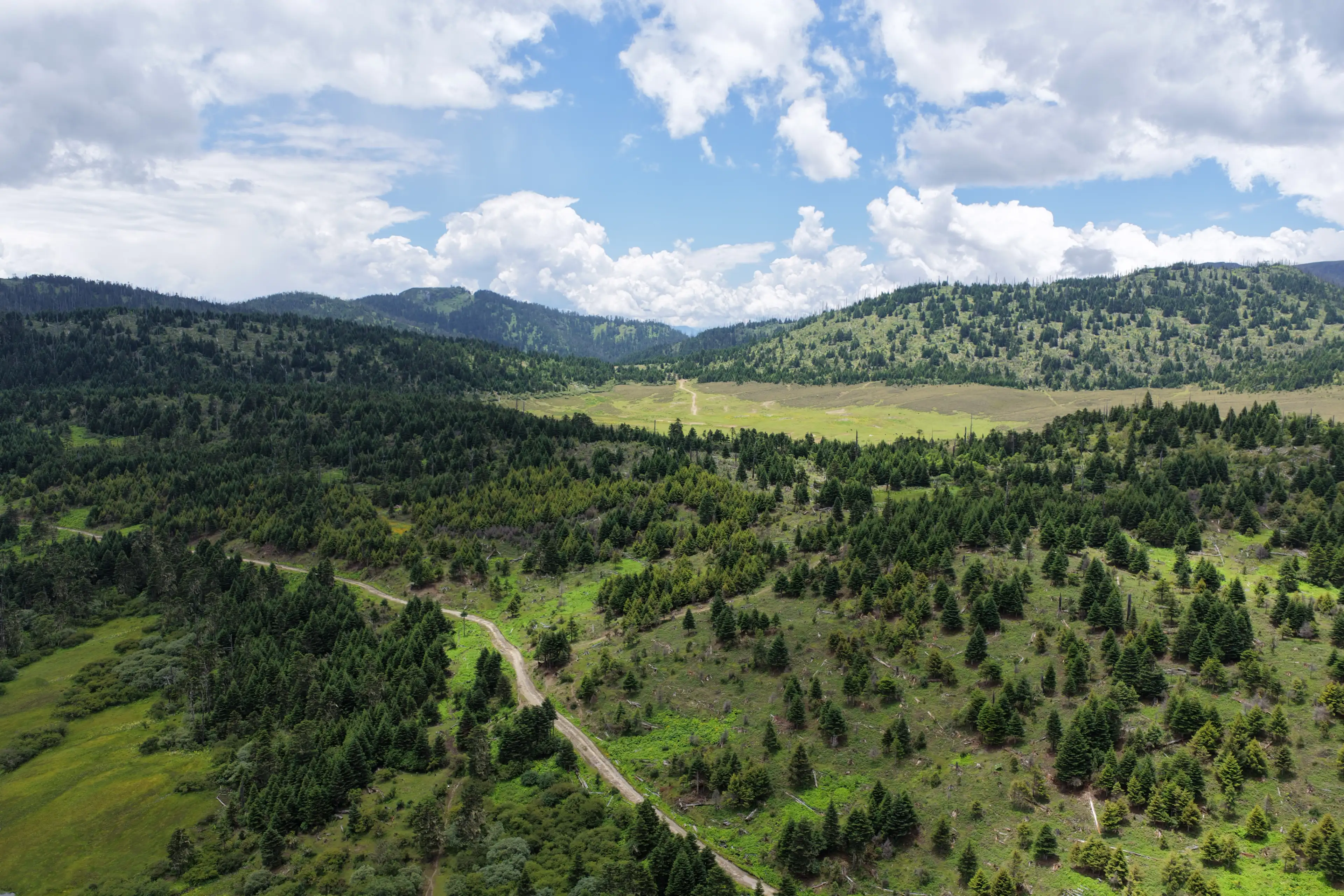 Jiajinshan Scenery