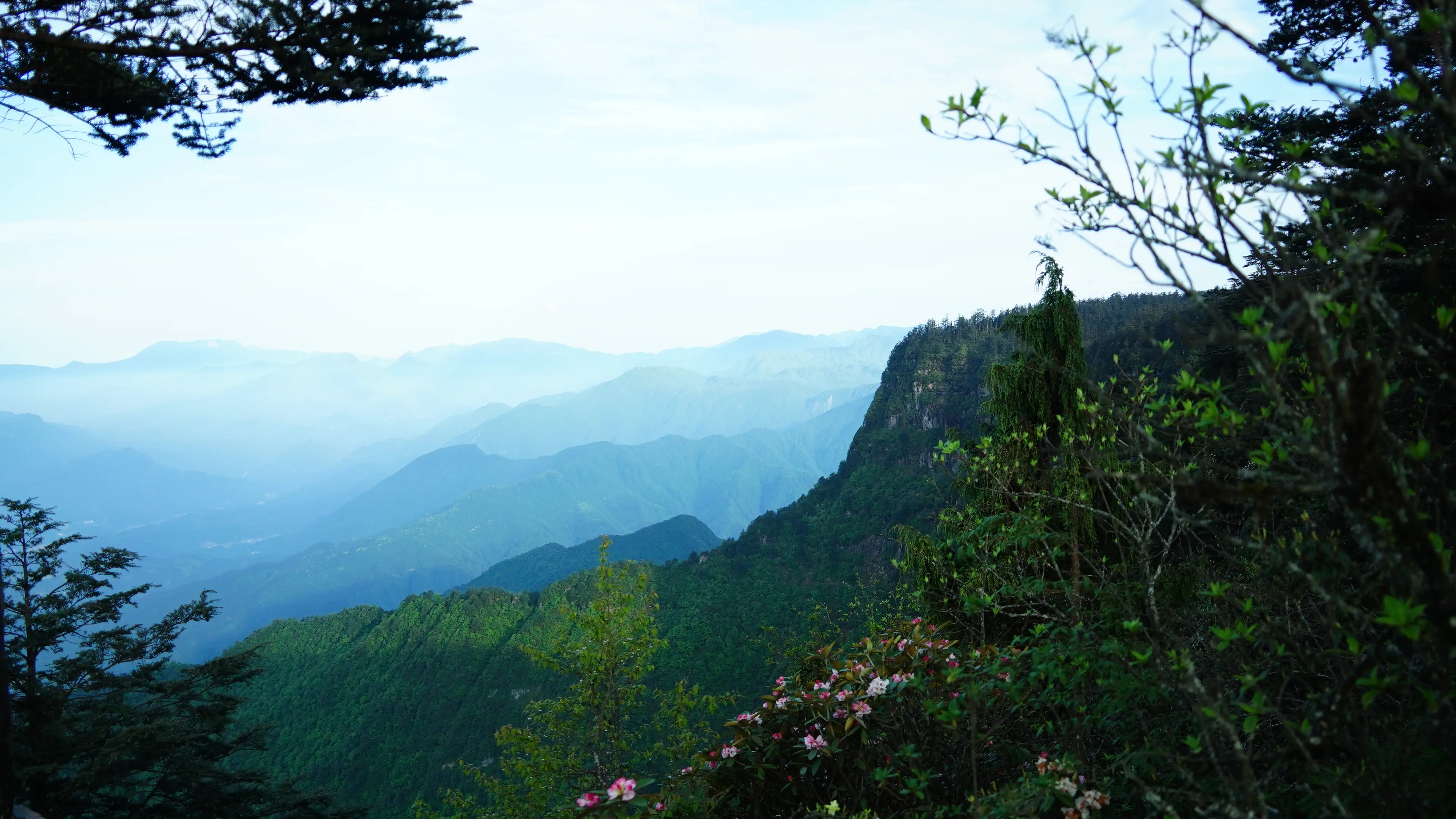 wawushan-mountain-landscape-view.jpg
