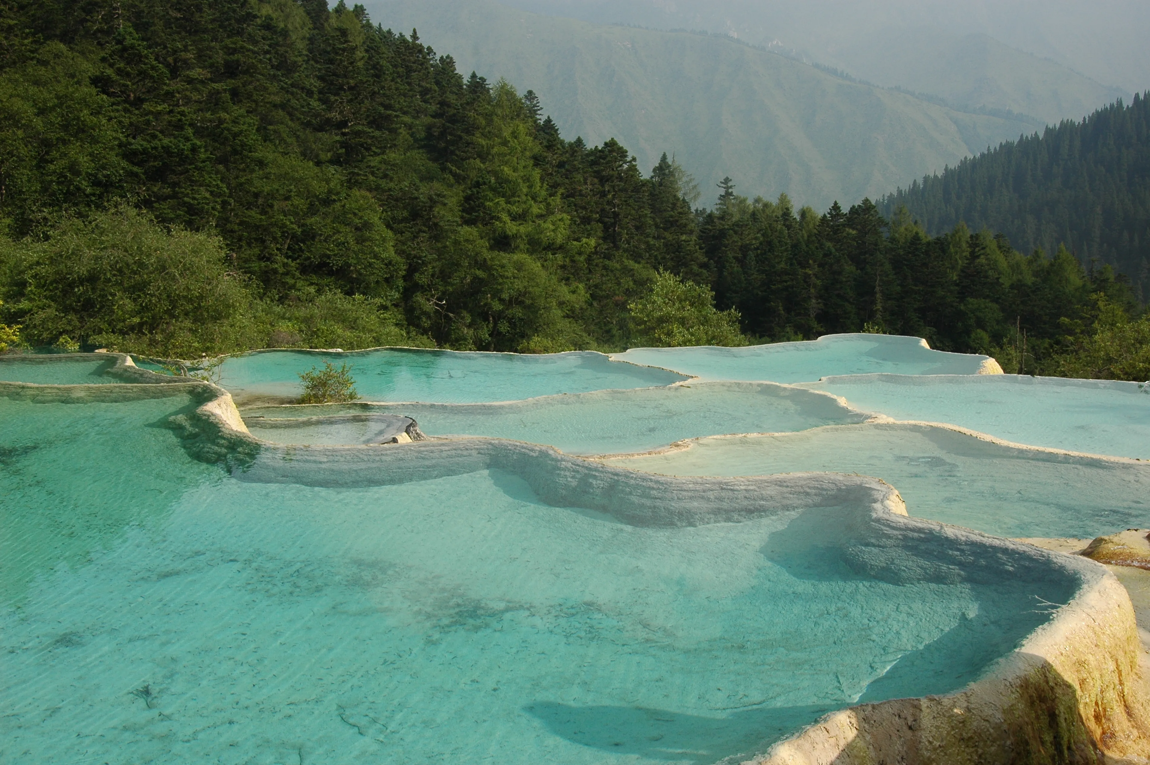 huanglong lake